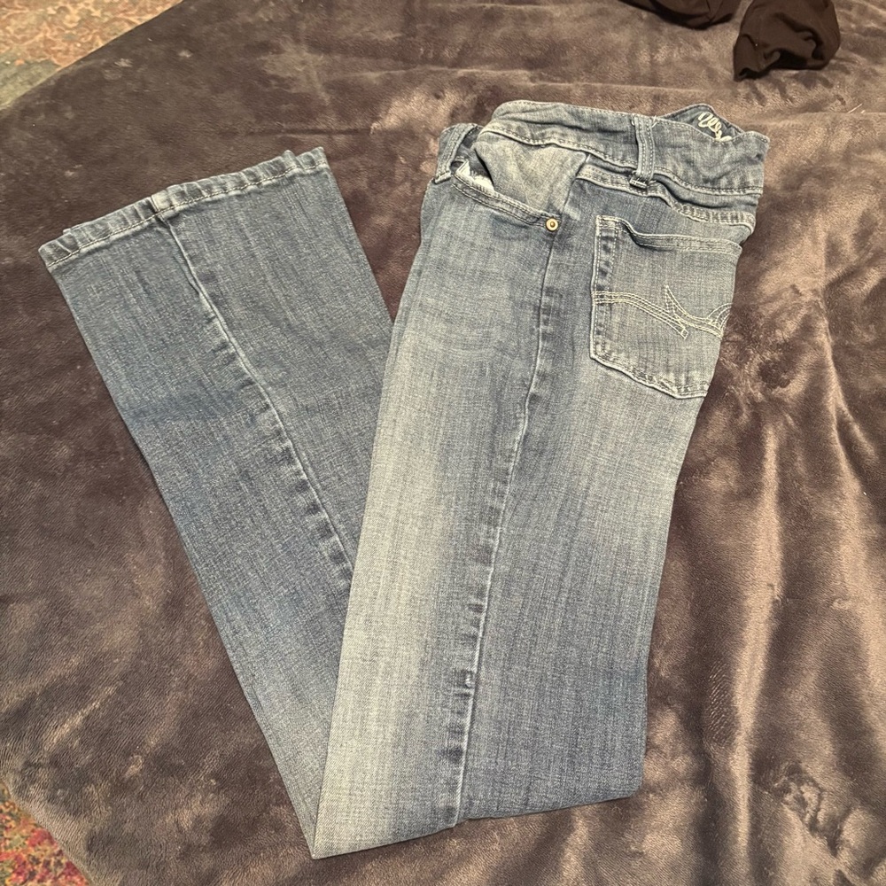 Wrangler Blue Boot Cut Jeans Timeless Denim Style